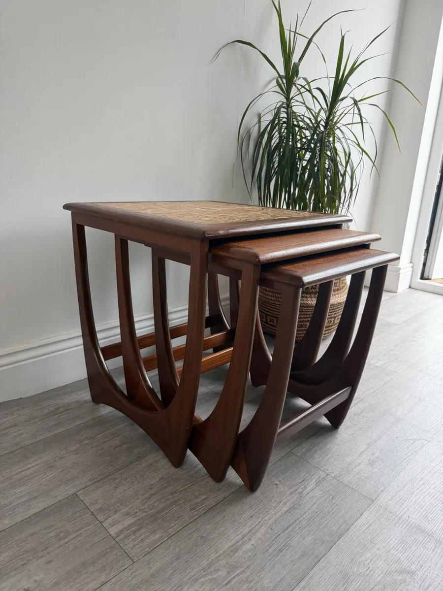 Mid Century GPlan Nest of Tables - Image 3