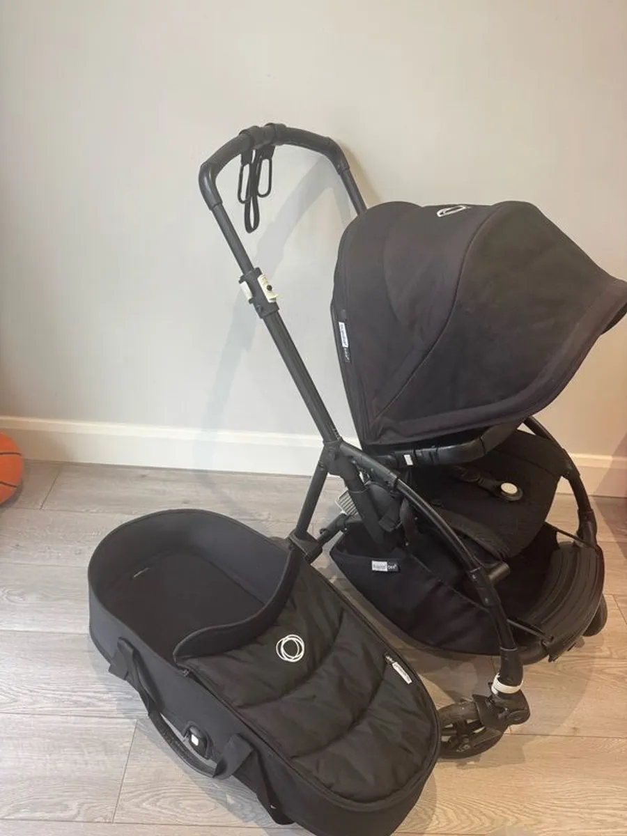 stroller - Image 3