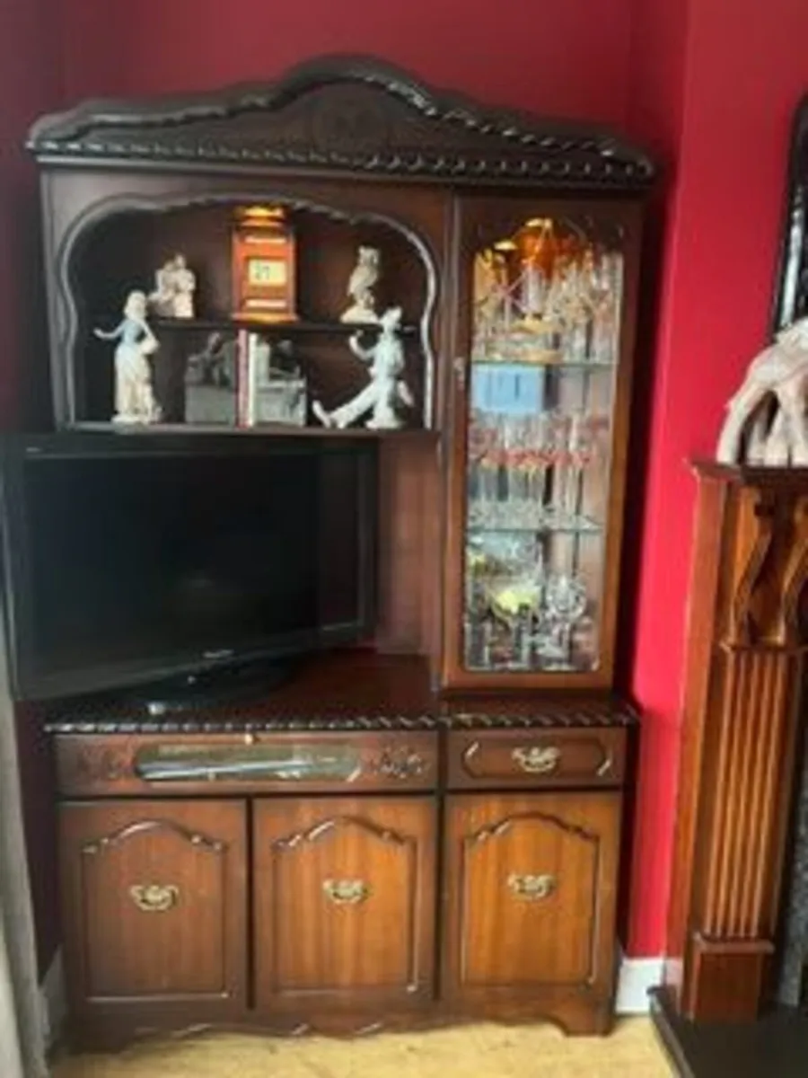 4 Piece Rossmore Mahogany Furniture / Wall Units - Image 3