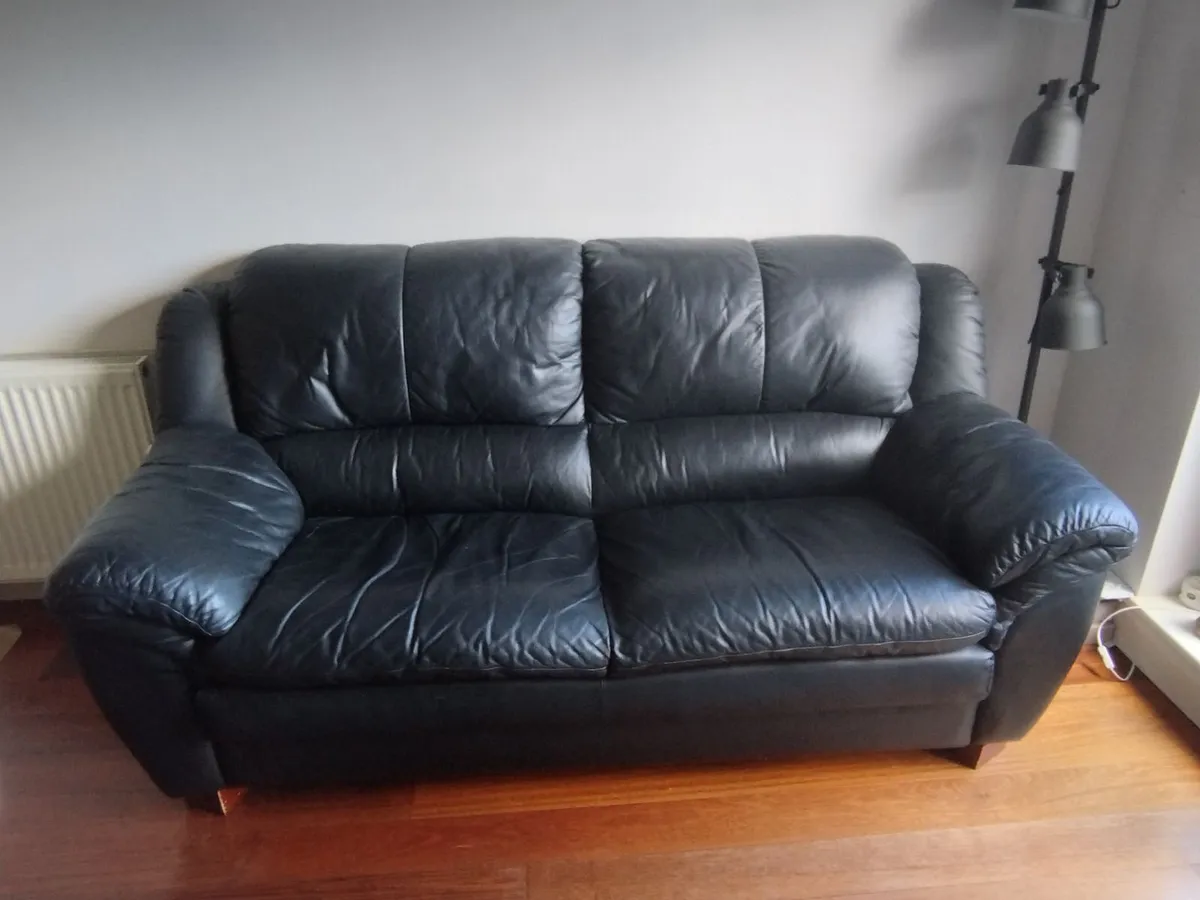 3 seater sofa for free - Image 2