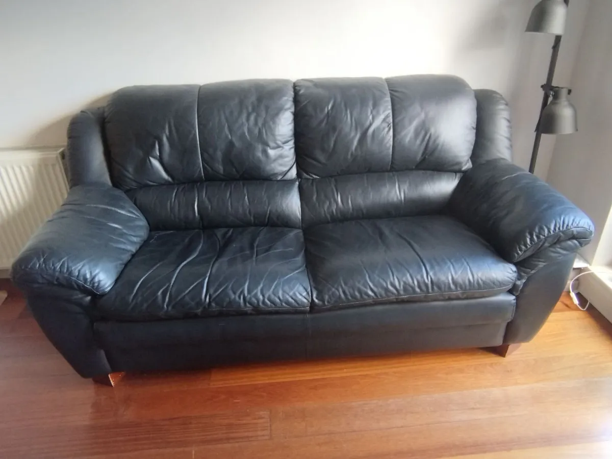 3 seater sofa for free - Image 3
