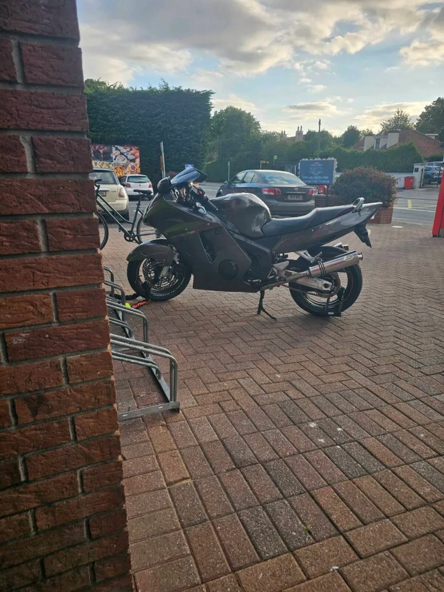 Motor Cycle - Image 4