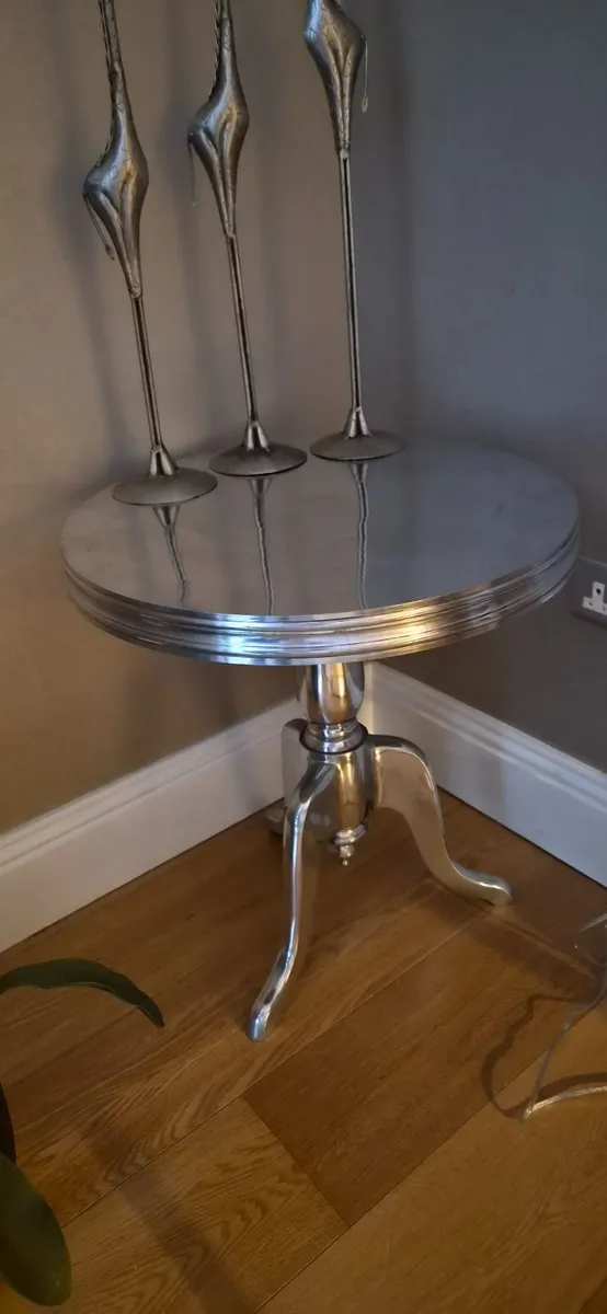 Pair of Polished Silver Aluminium Side Tables - Image 3