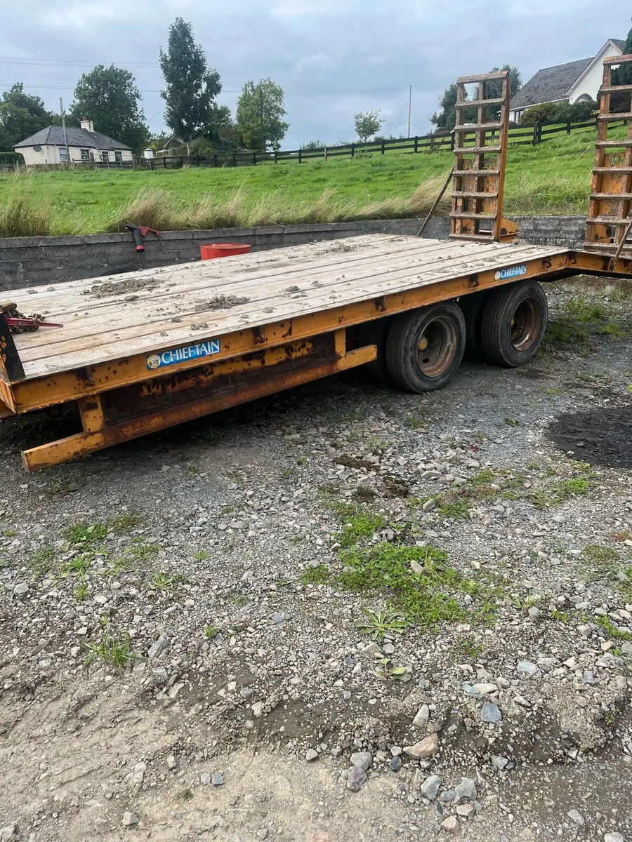 Chieftain low loader - Image 2