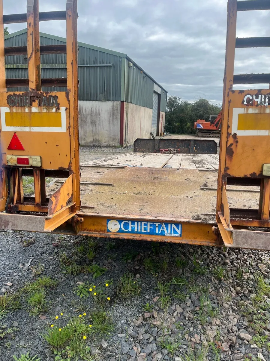 Chieftain low loader - Image 3