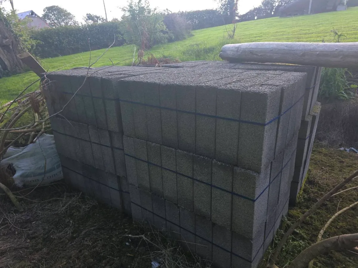 6 inch solid block's. 768 no. - Image 2