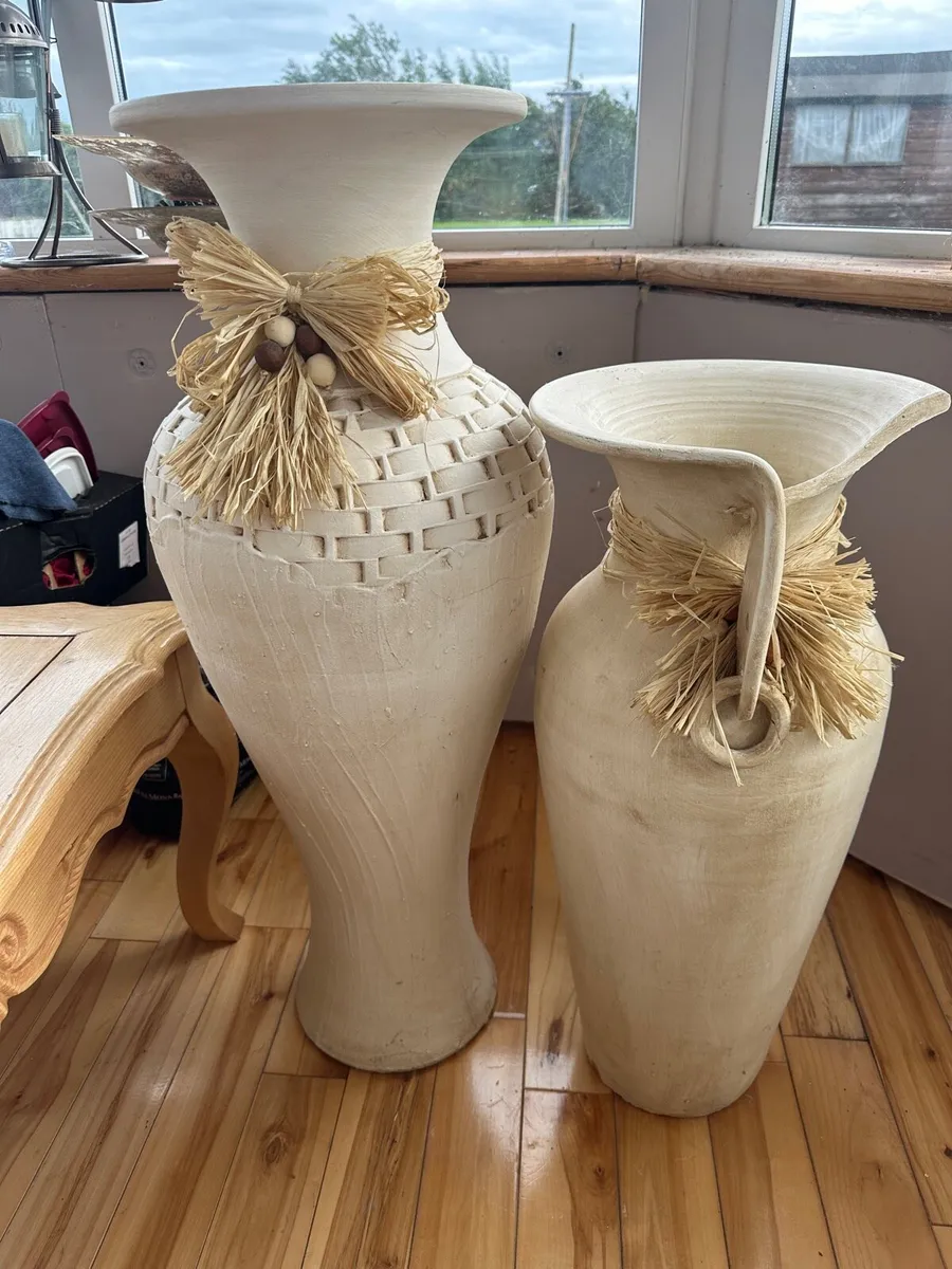 Pottery earns - Image 2