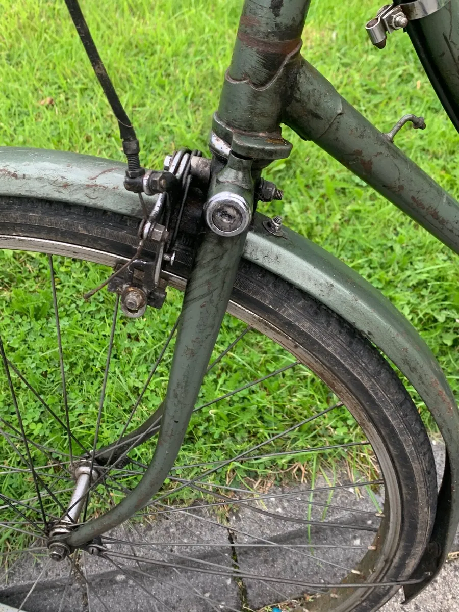 Vintage ladies Bicycle - Image 2