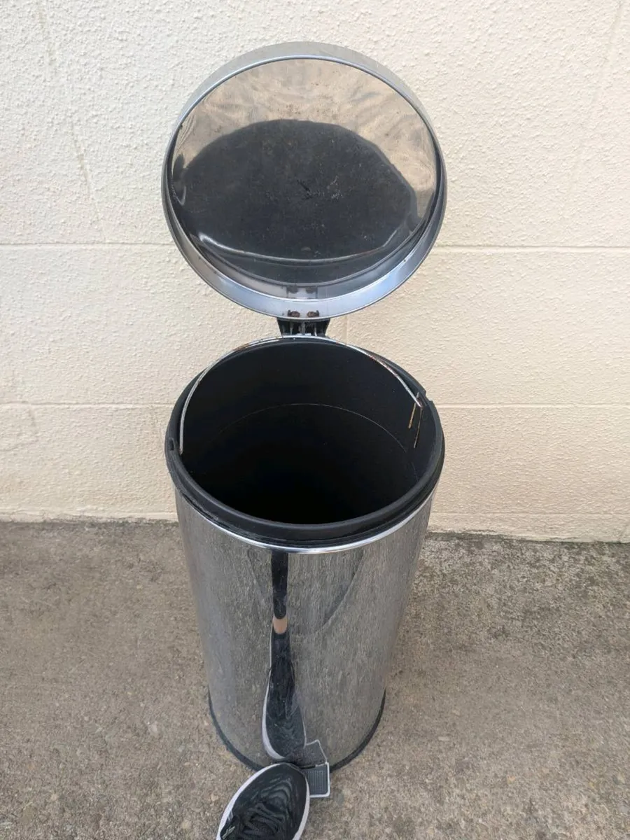 Kitchen Bin - Image 3