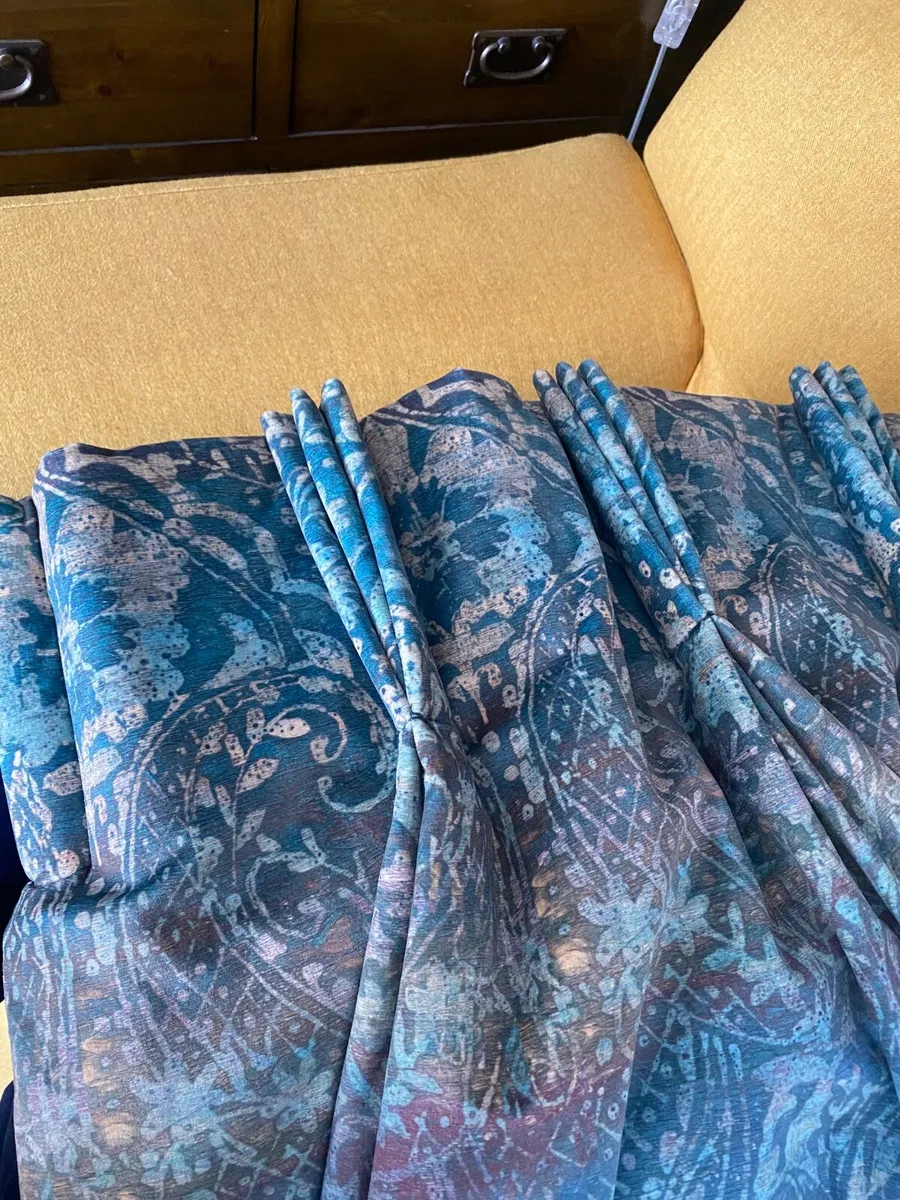 Curtains - Image 1