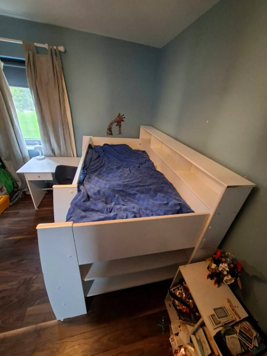 Kid's bed - Image 2