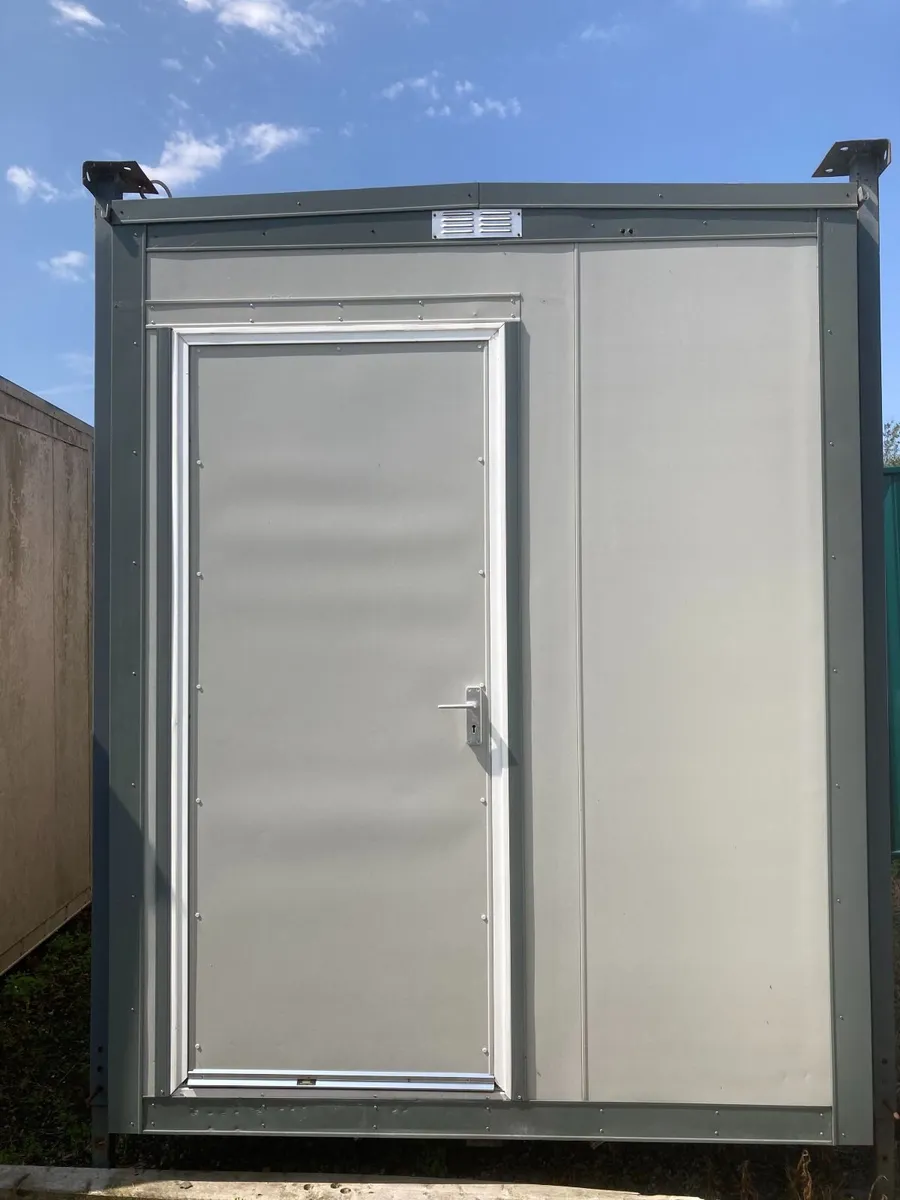 Toilet Unit - Image 1