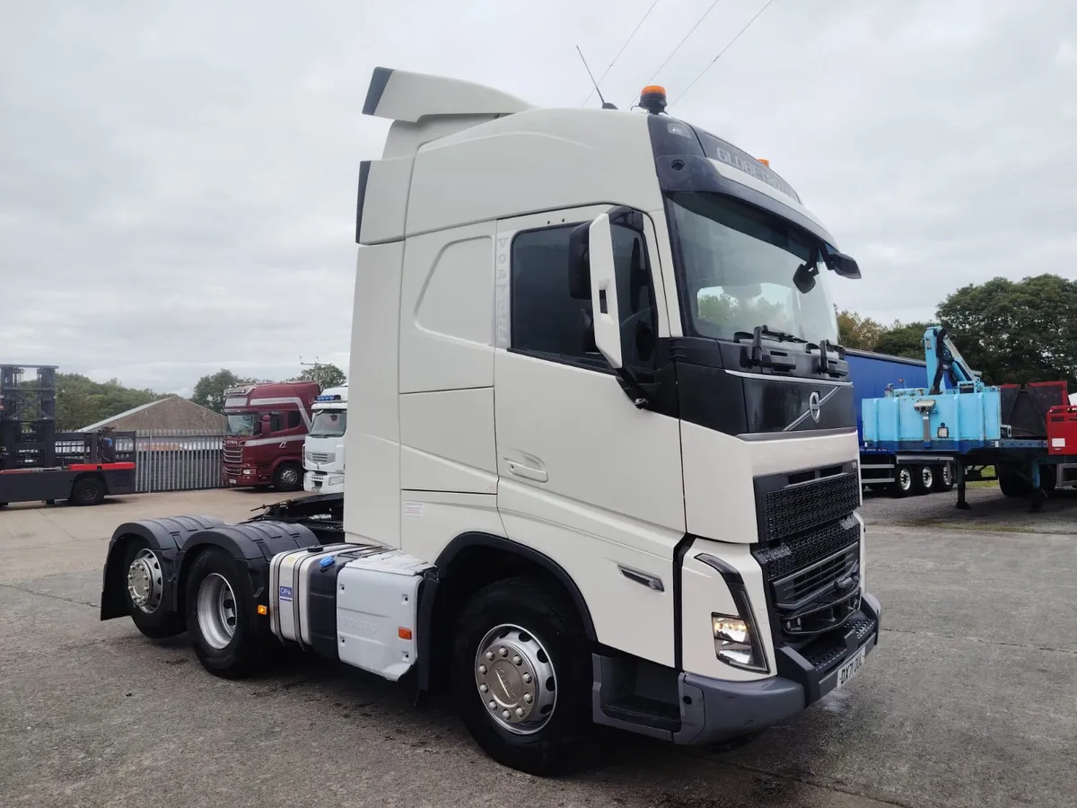2022 Volvo FH500 Version 5 Low Kms 293,000 kms - Image 1