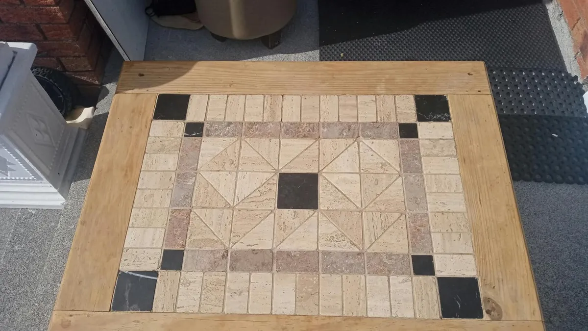 Coffee table - Image 2