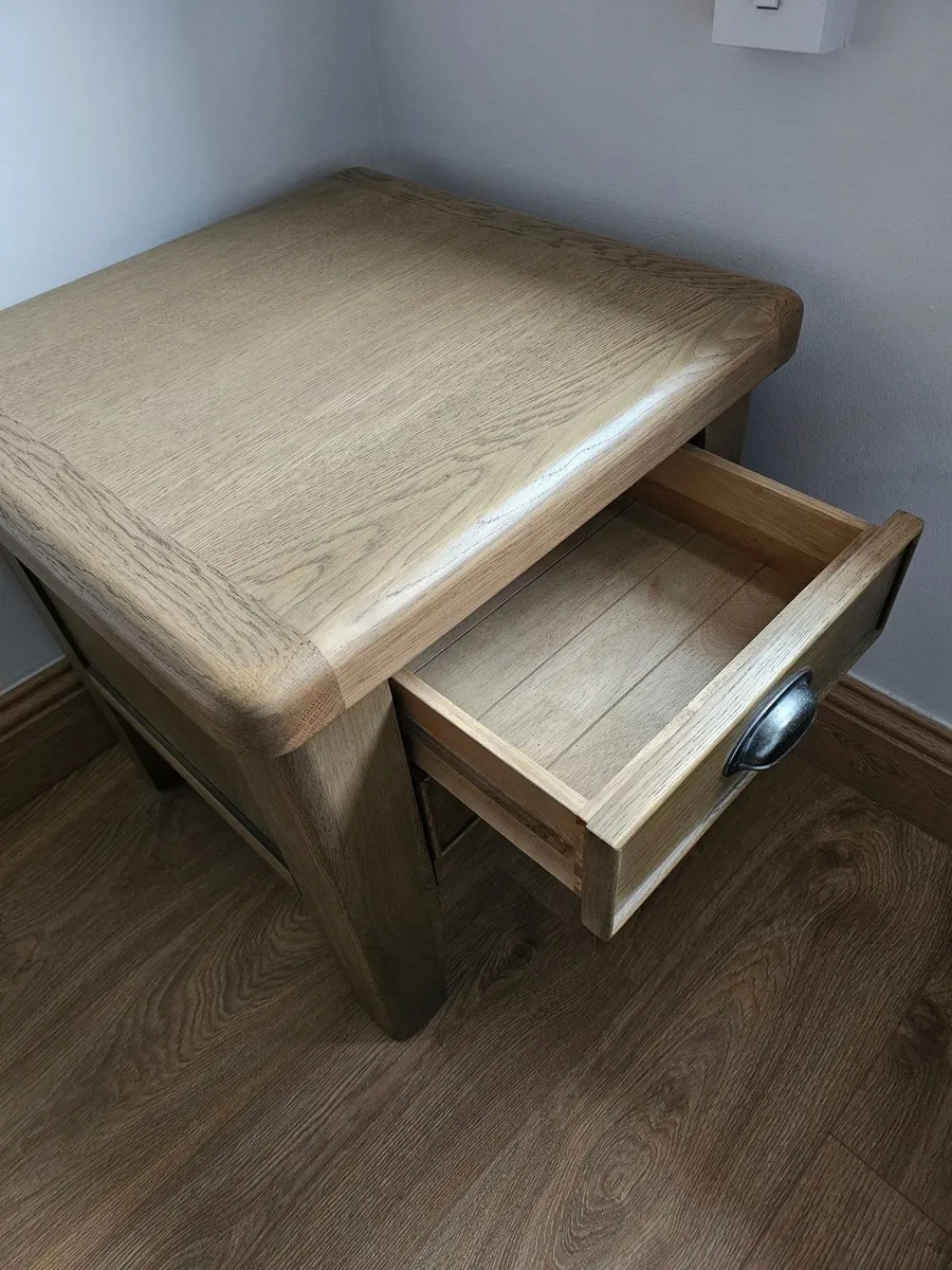 Side table - Image 2