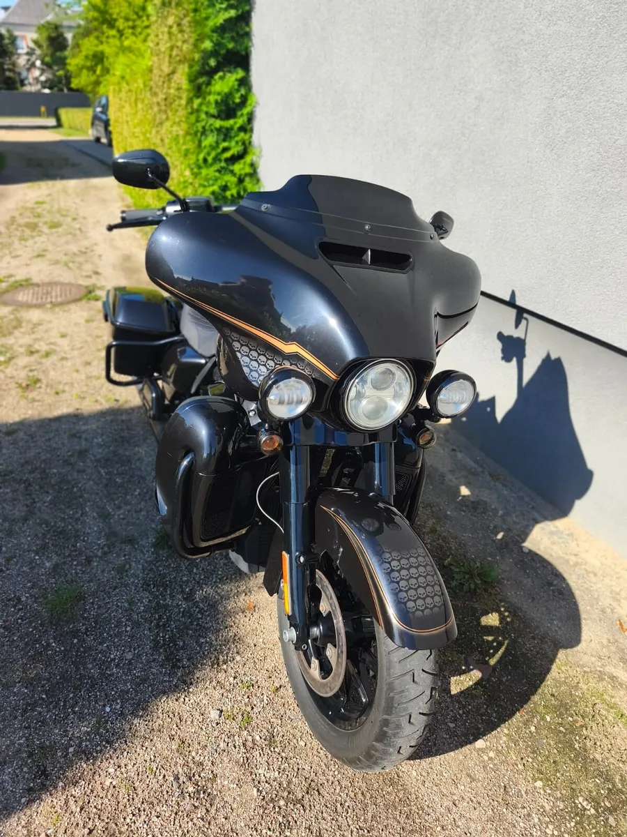 HARLEY DAVIDSON STREET GLIDE  🖤 - Image 1