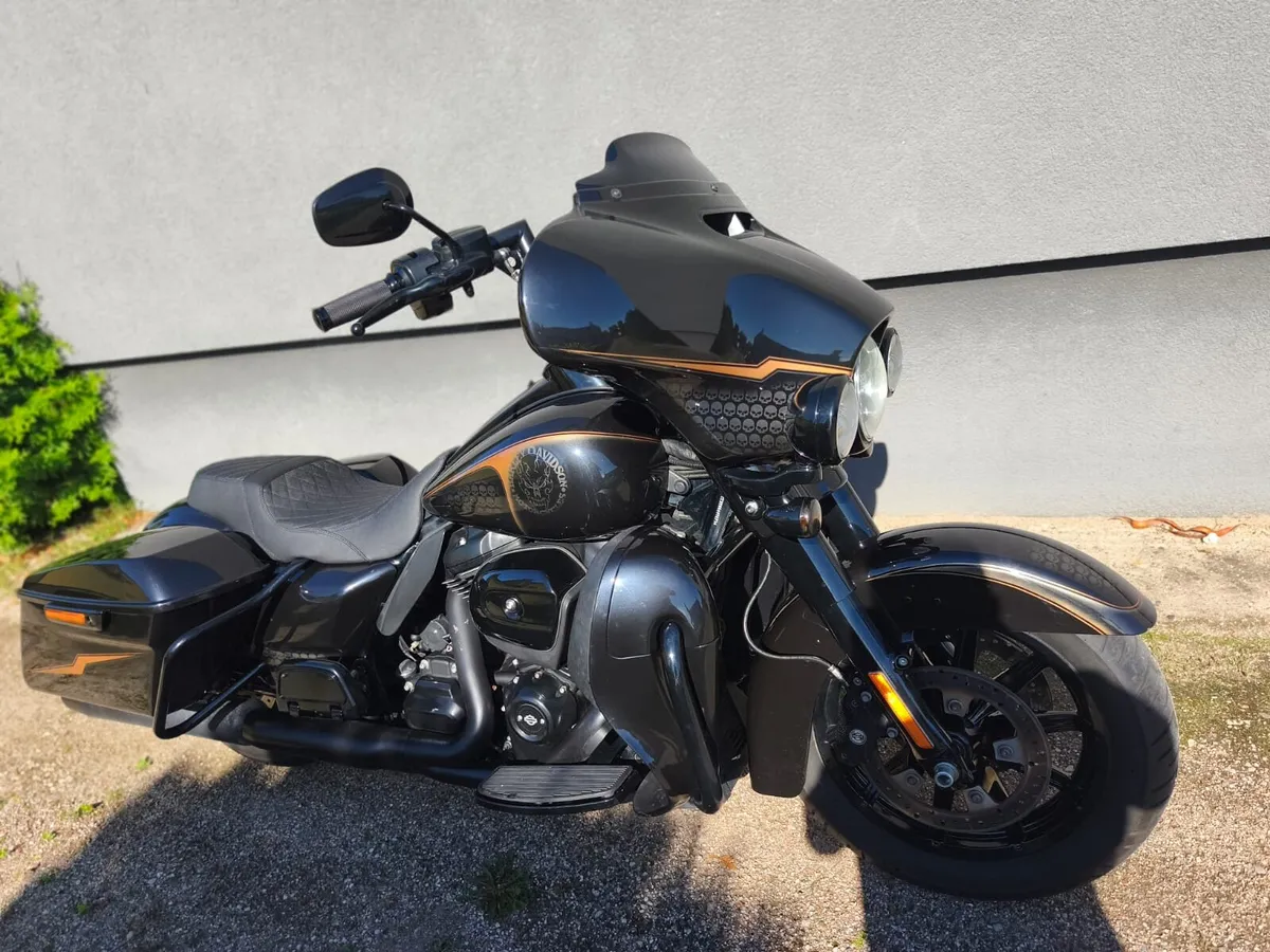 HARLEY DAVIDSON STREET GLIDE  🖤 - Image 3