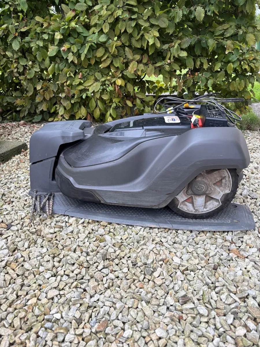 Husqvarna 450x automower - Image 4