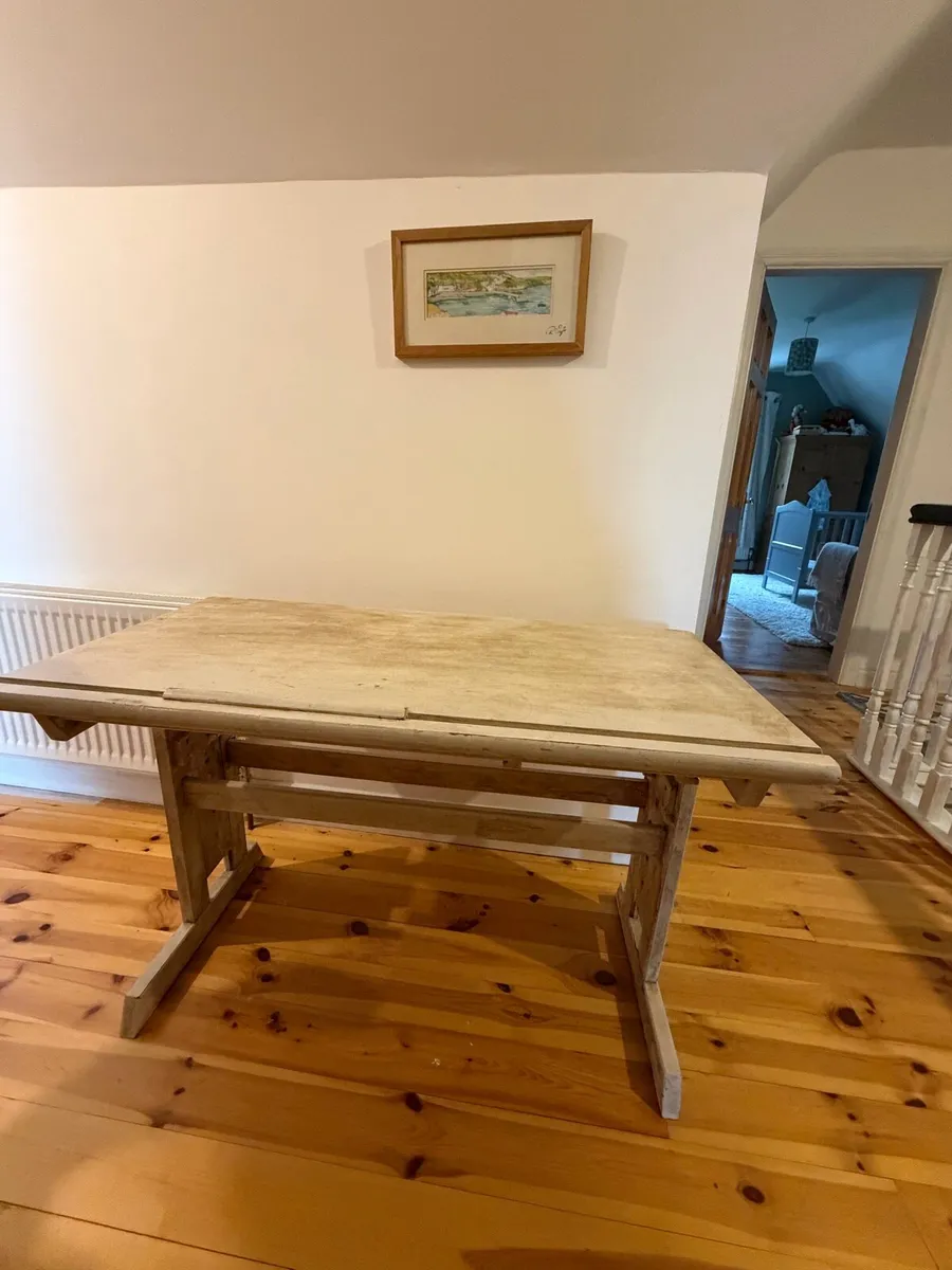 Art / School Table - Image 4