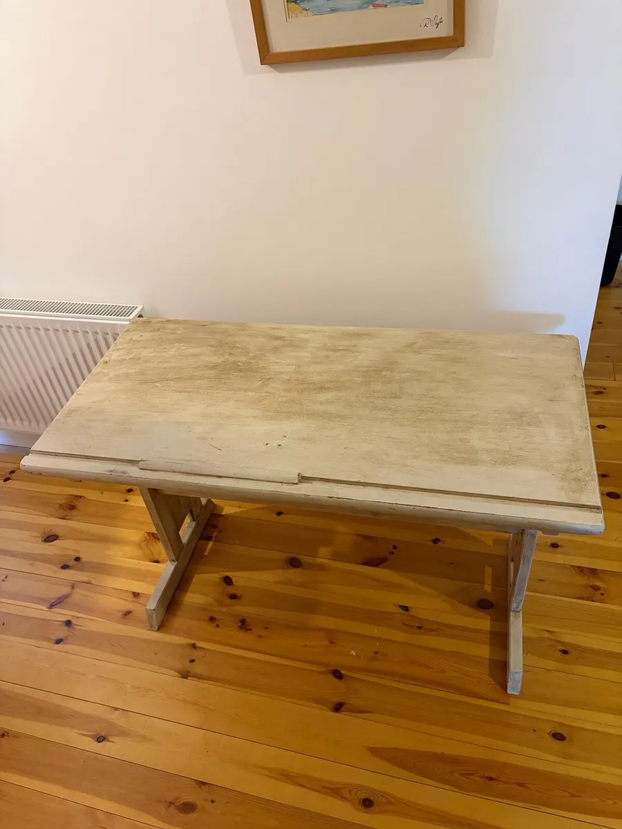 Art / School Table - Image 1