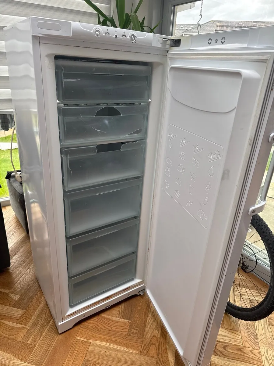 Larder freezer - Image 2