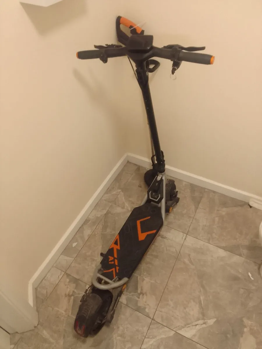 Electric Scooter - Image 3