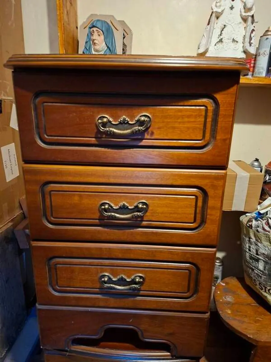 2 Bedside lockers - Image 4