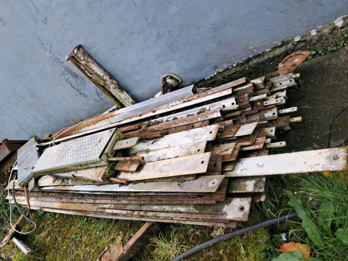 Automatic Yard scrapers - Image 3