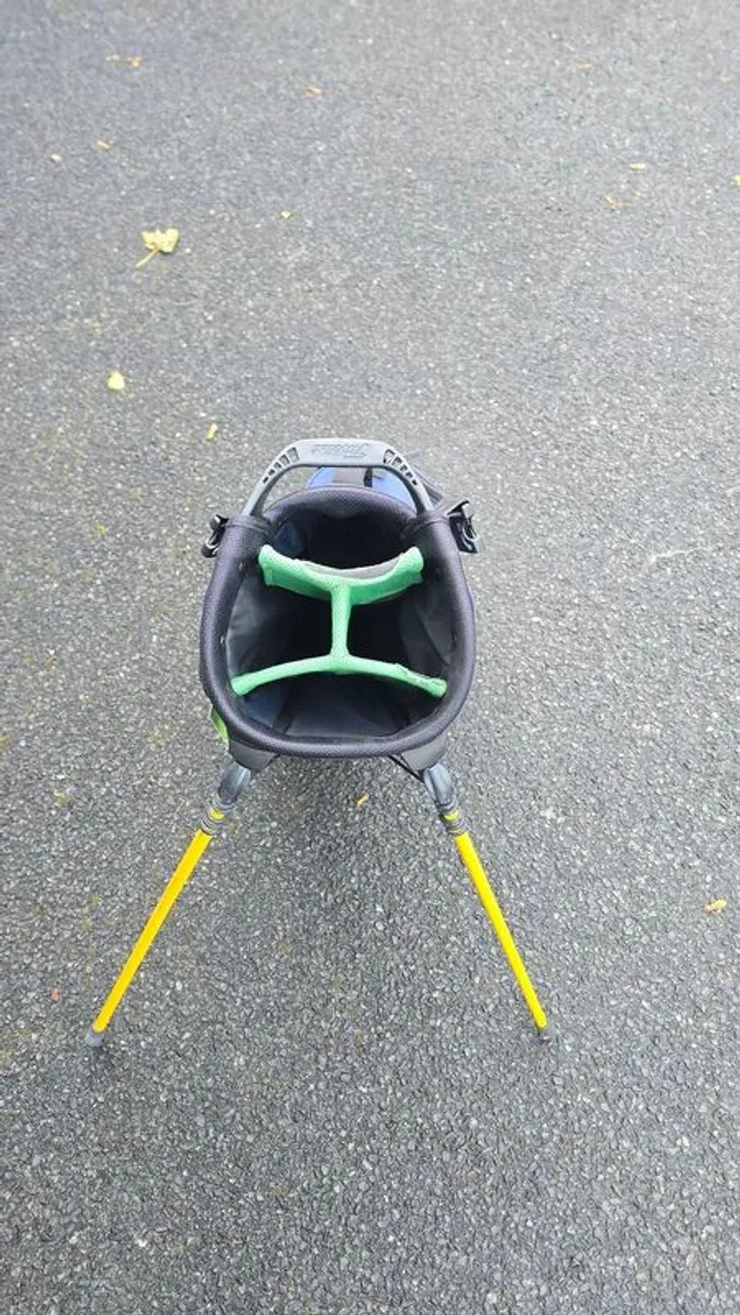 Titleist golf carry bag - Image 3