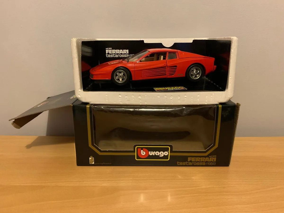 1984 Ferrari Testarossa 1/18 Burago Model Car - Image 3