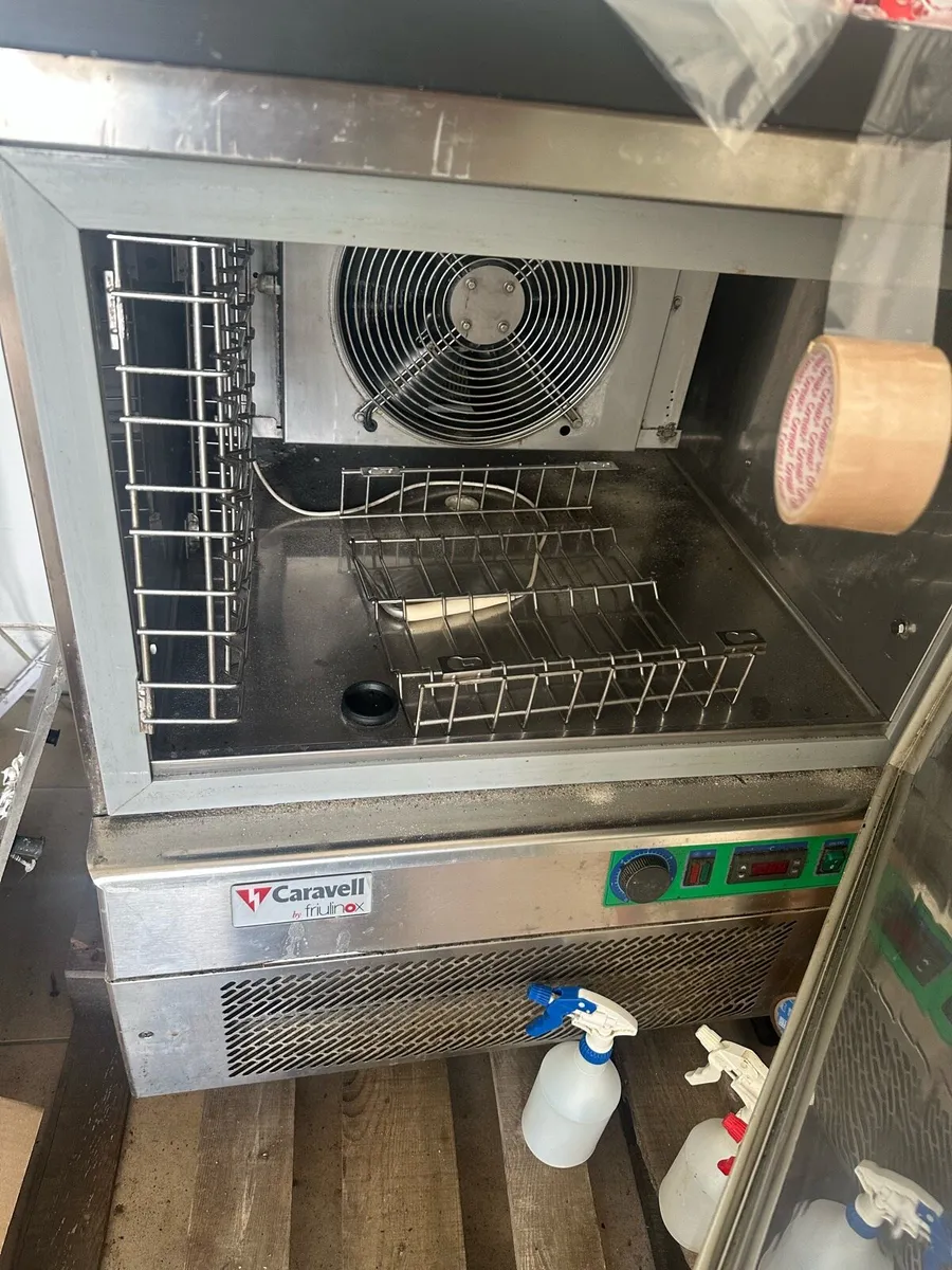 Blast chiller