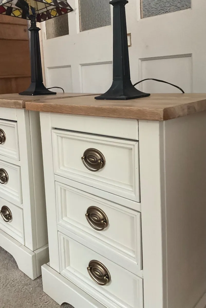 Pair of large solid bedside lockers - Image 2