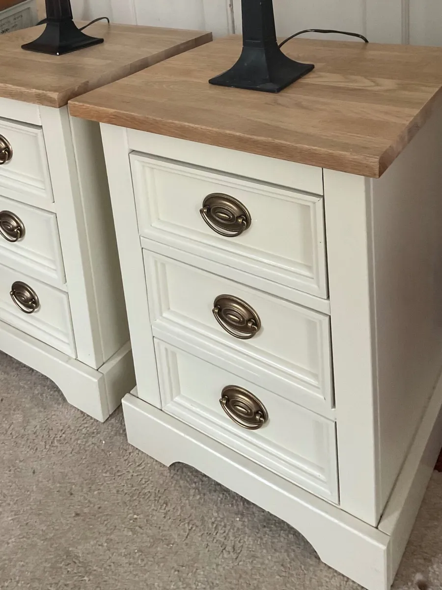 Pair of large solid bedside lockers - Image 3