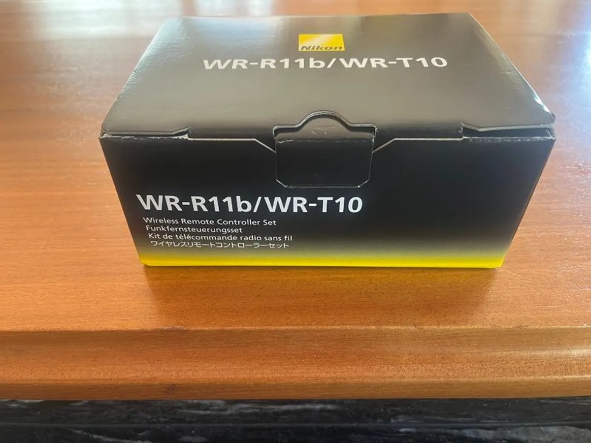 Nikon WR-11b + WR-T10 Wireless Remote controller set - Image 1