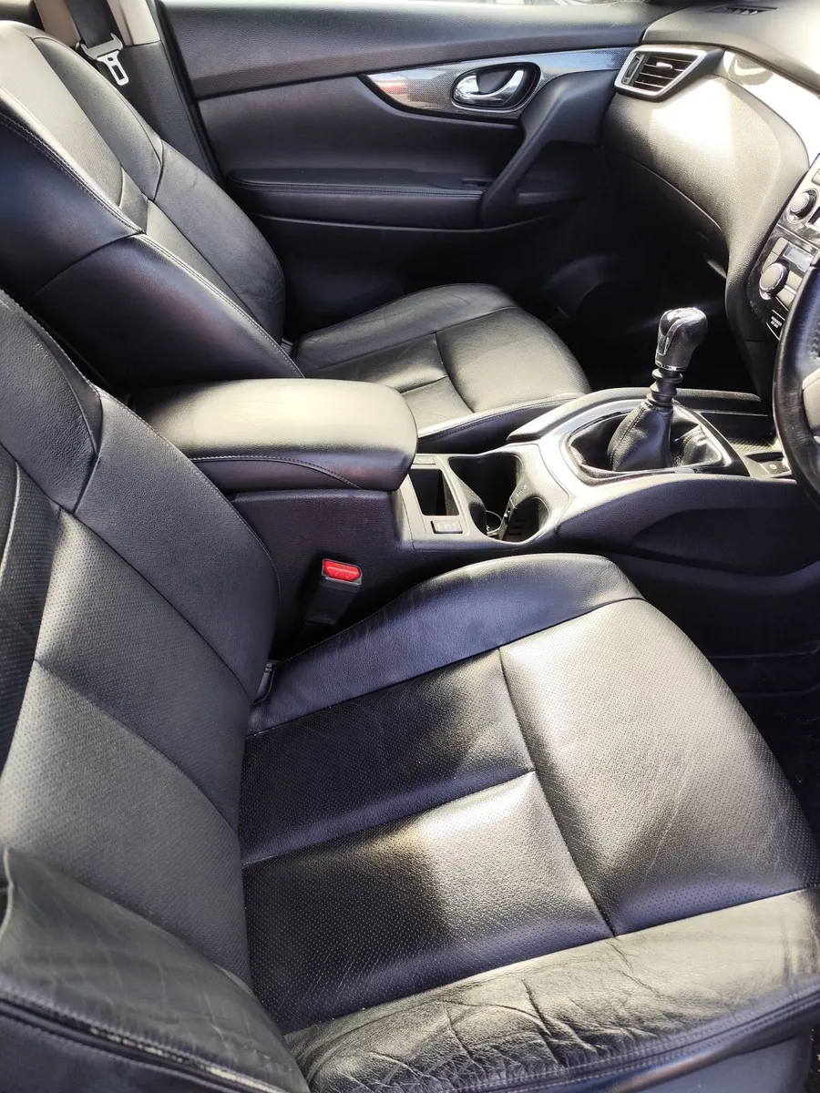 Nissan Xtrail for breaking - Image 2