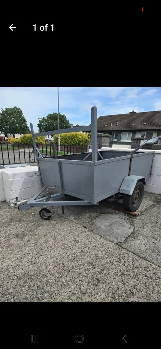 Trailer - Image 1
