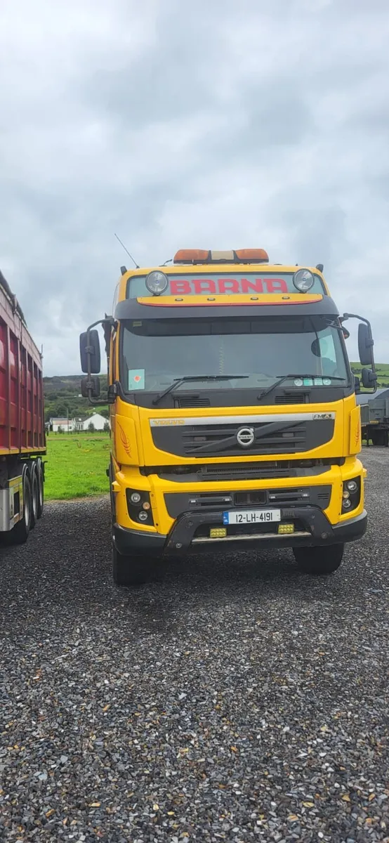 Volvo eight wheeler - Image 3