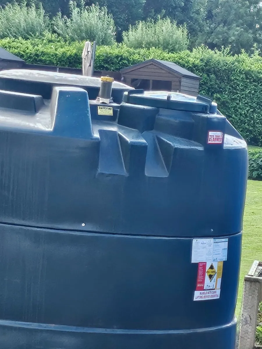 5000 ltr (1100gl) Titan Bunded Oil Tank - Image 4