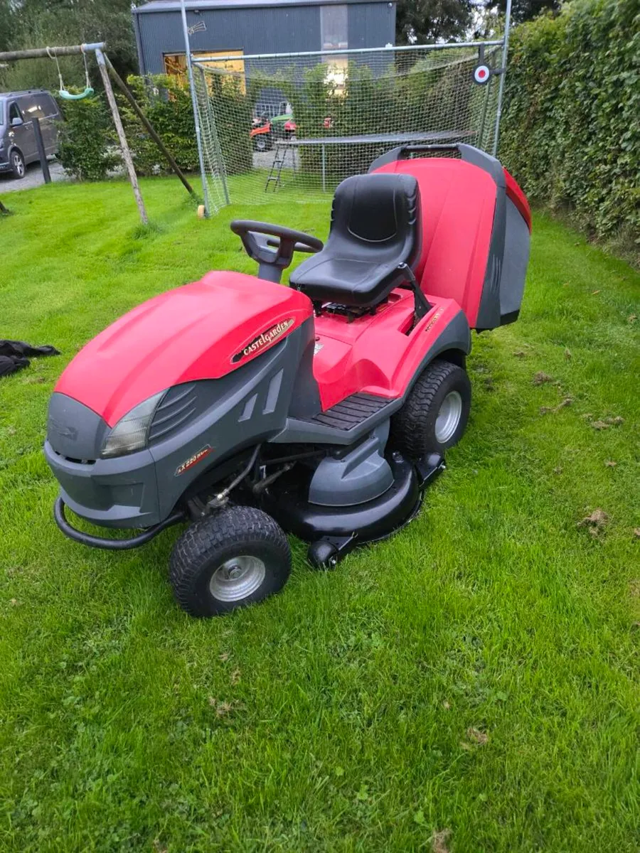 Ride on mower - Image 2