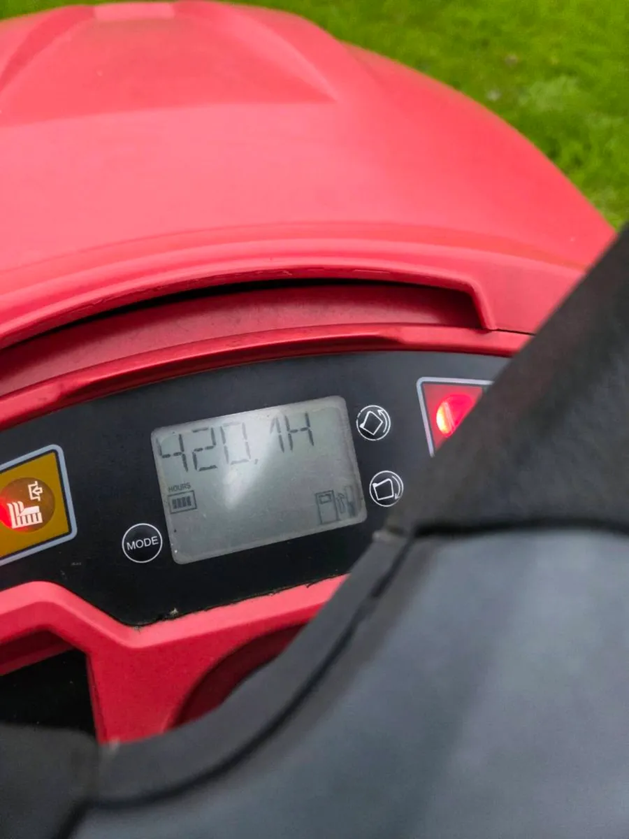 Ride on mower - Image 3