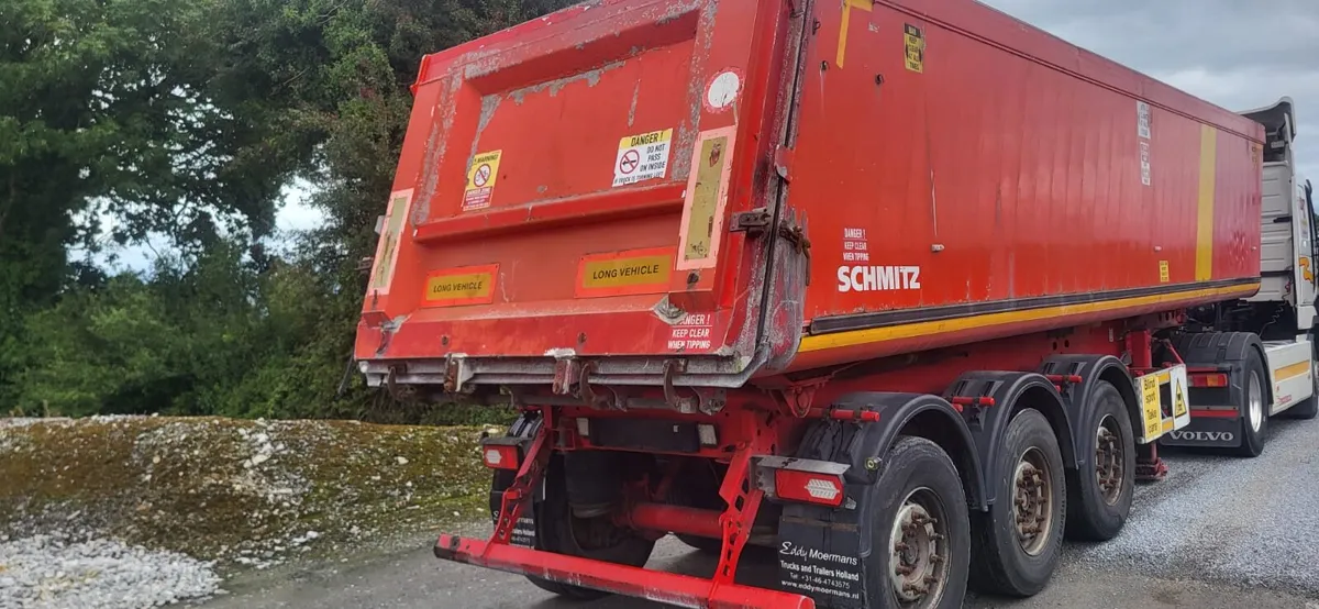 Schmitz tipping trailer - Image 3