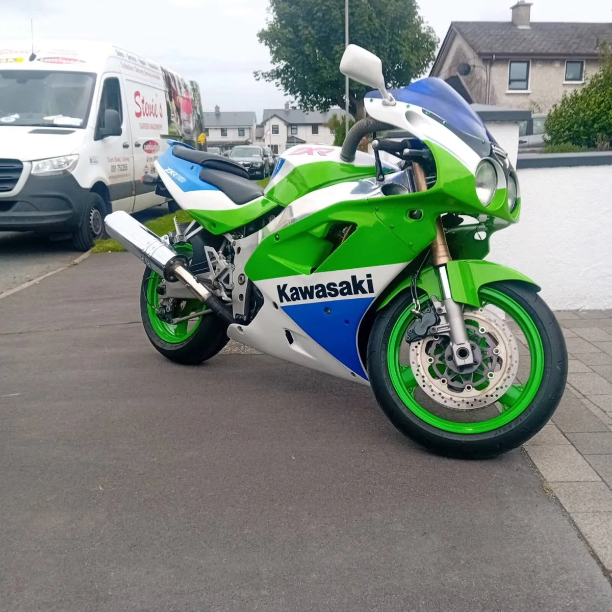 ZXR 750J - Image 1
