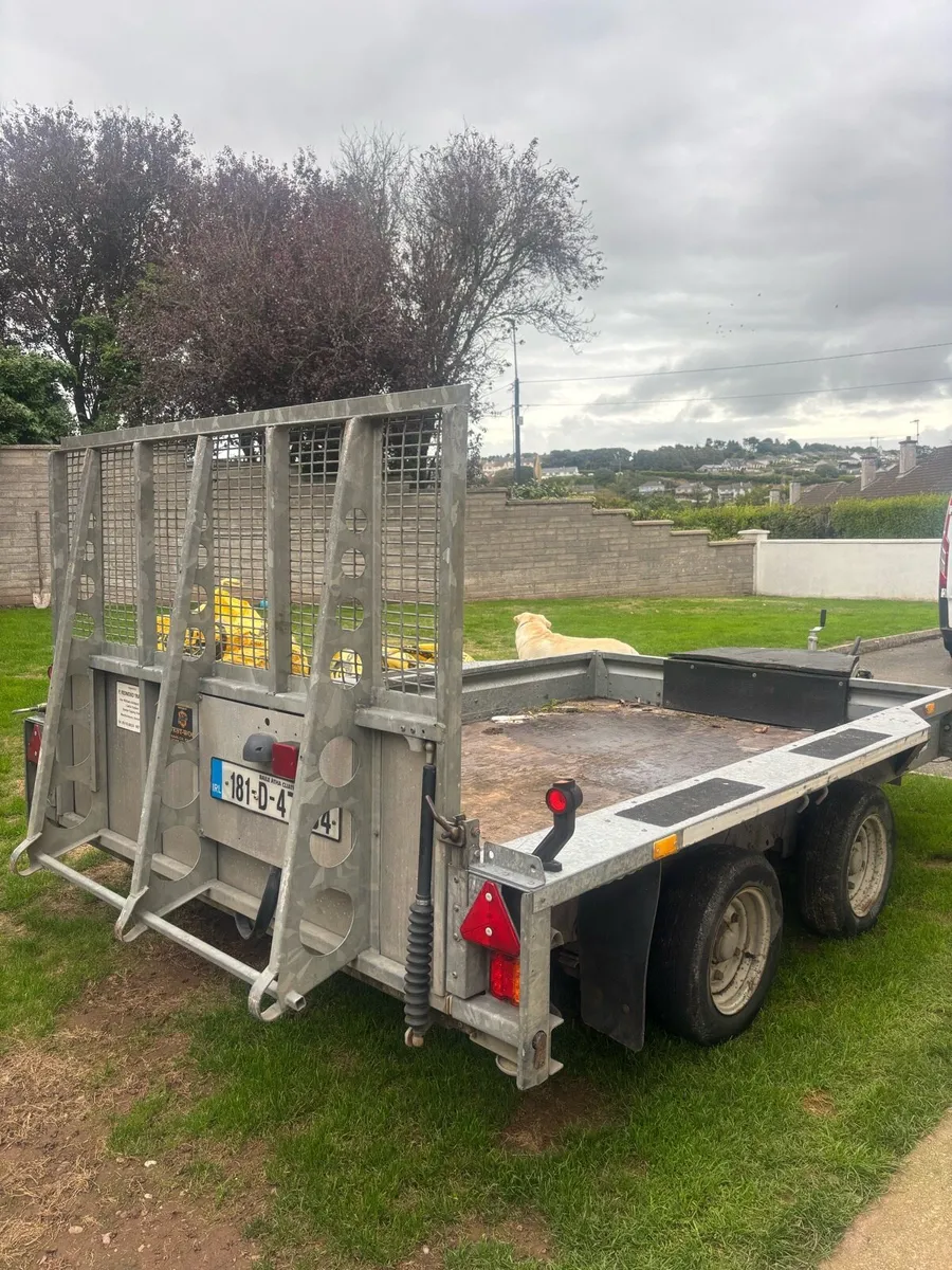 Ifor Williams - Image 1