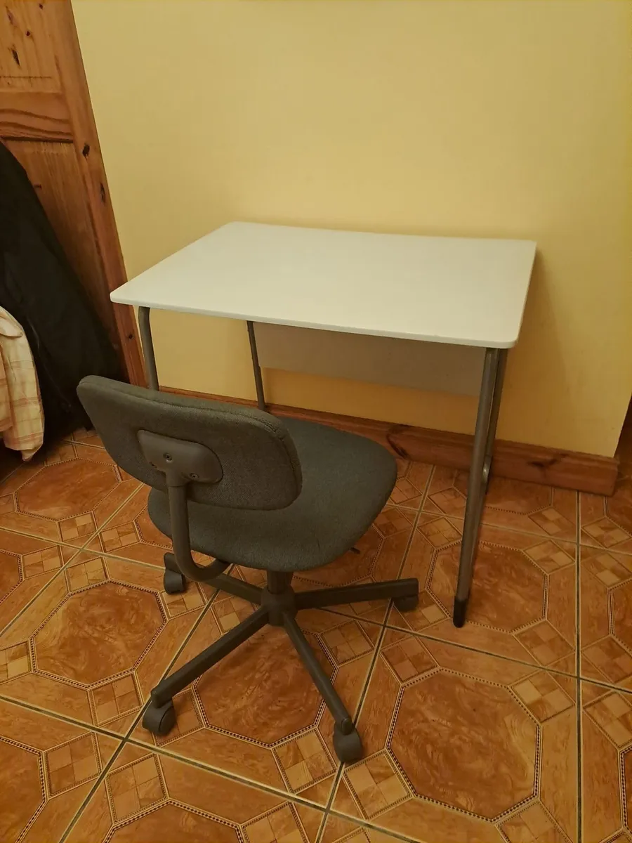 Desk and chair - Image 2