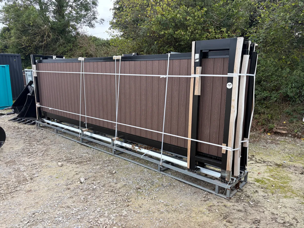 Portlaoise Auction Yard Full - Image 4