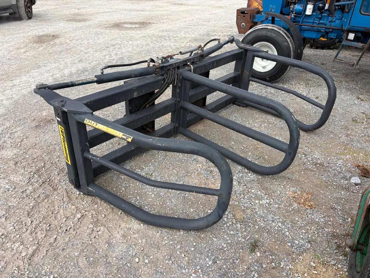 Portlaoise Auction Yard Full - Image 2