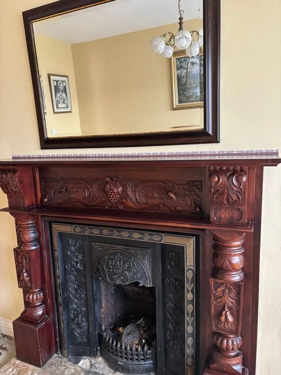 Wood Fireplace with insert and mirror - Image 1