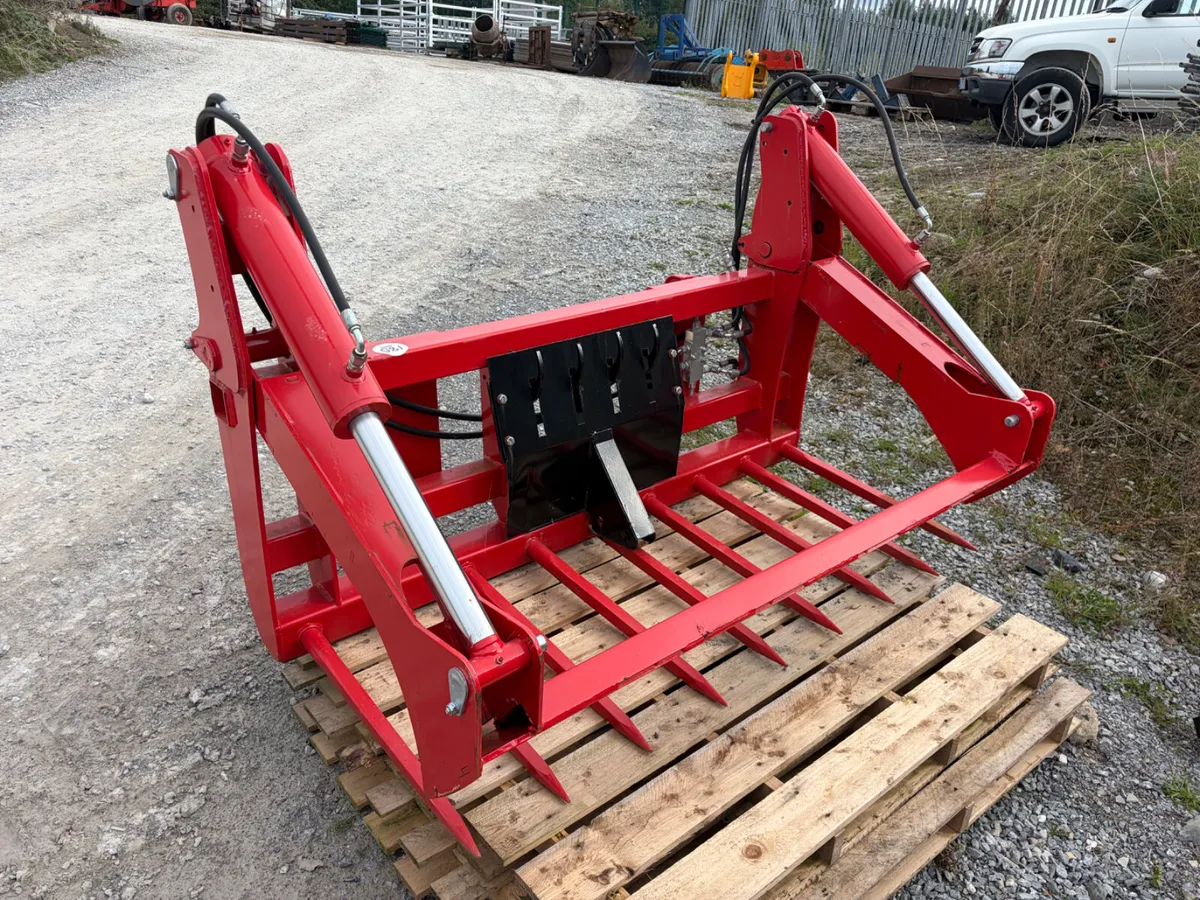 Portlaoise Auction Yard Full - Image 3