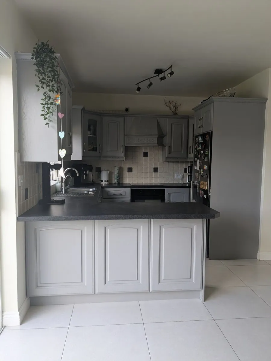 Kitchen - Image 3