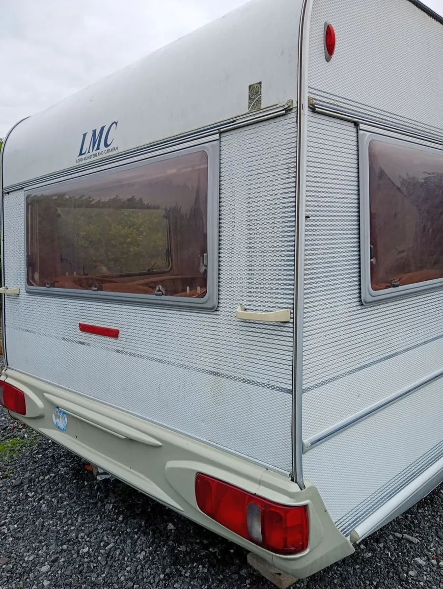 LMC wheel caravan - Image 3